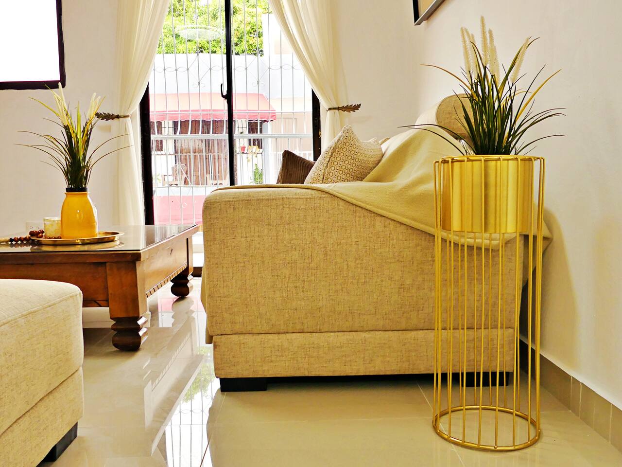 Residencial Cristian I | Espacioso y Tranquilo en Santiago